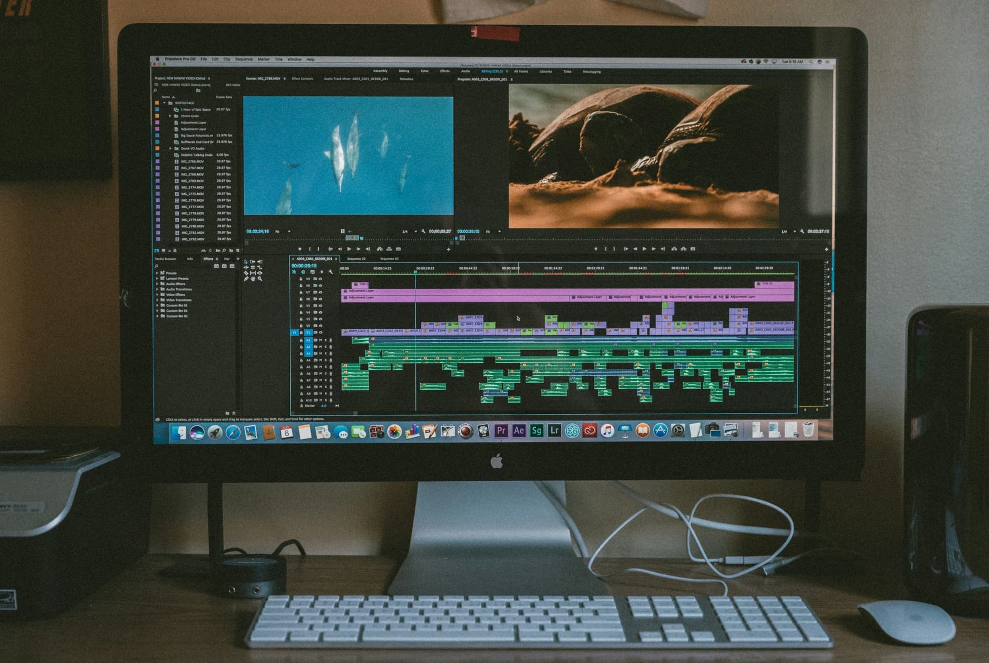Bildschirm mit Videoschnitt-Timeline